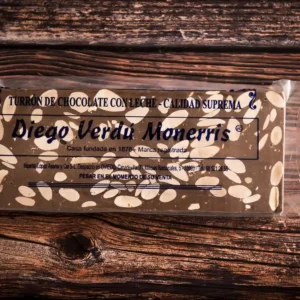 Turrón de almendra y chocolate con leche