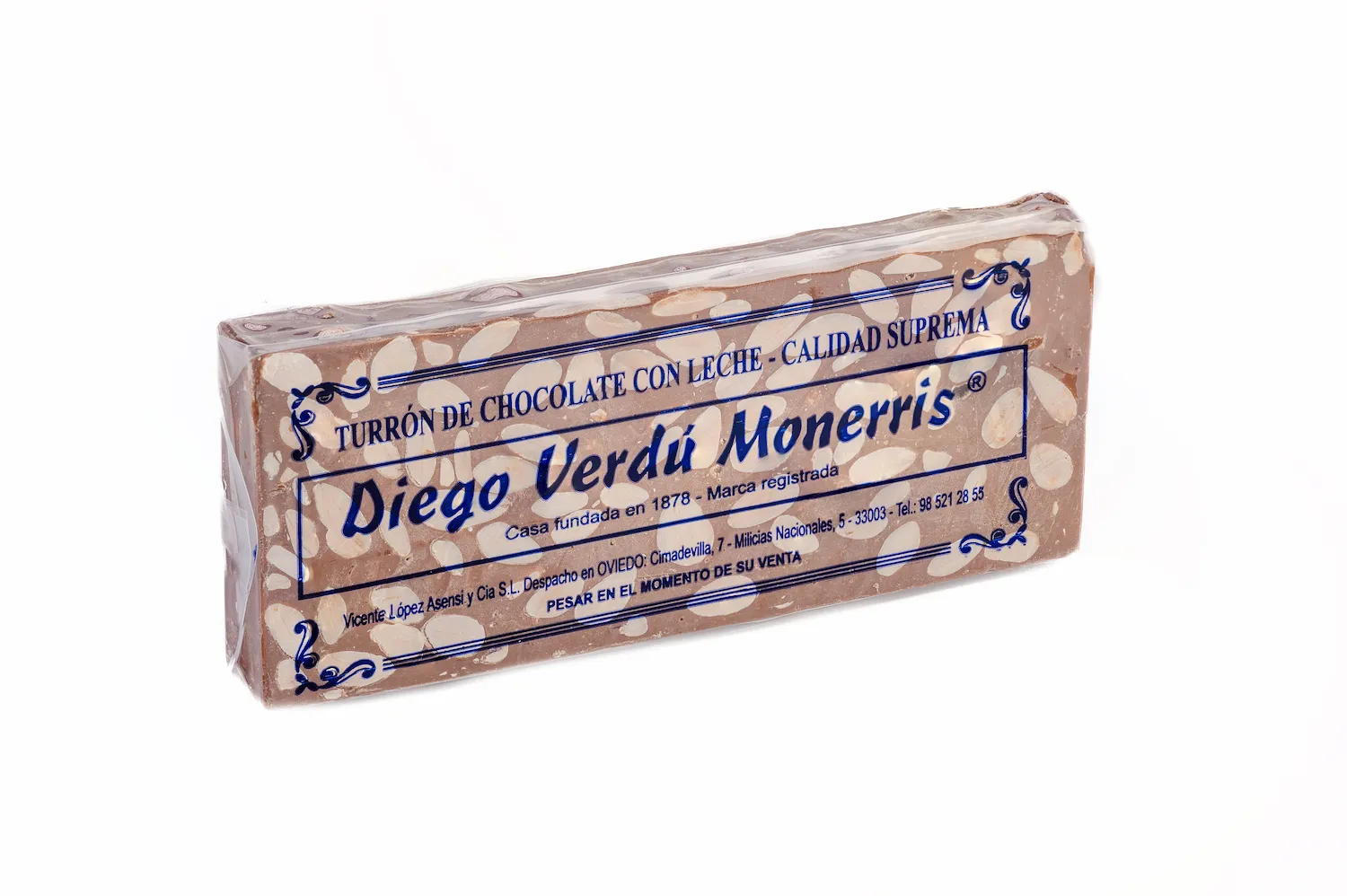 Turron de almendras y chocolate