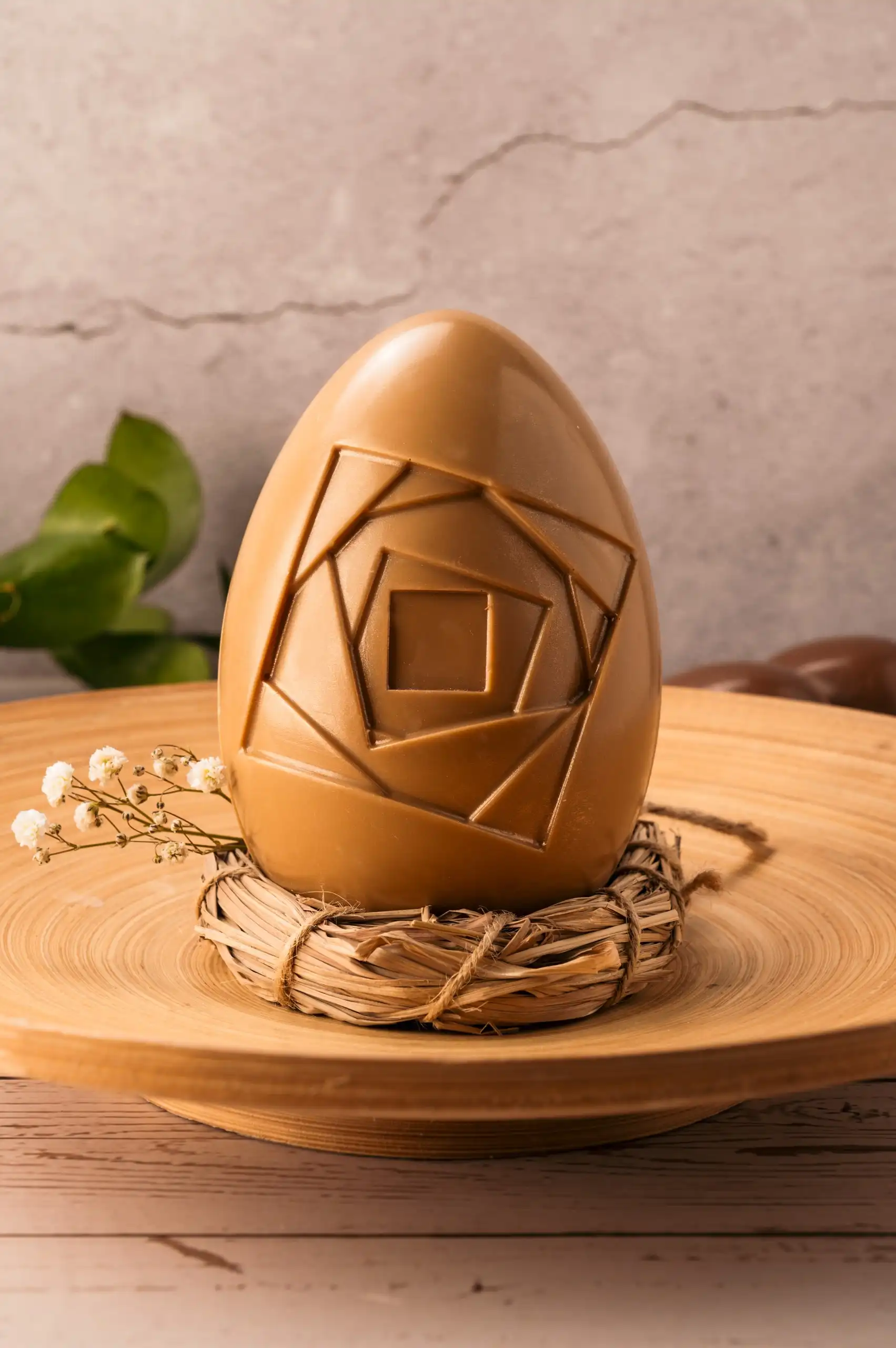 Diego Verd- Huevos de Pascua dorado