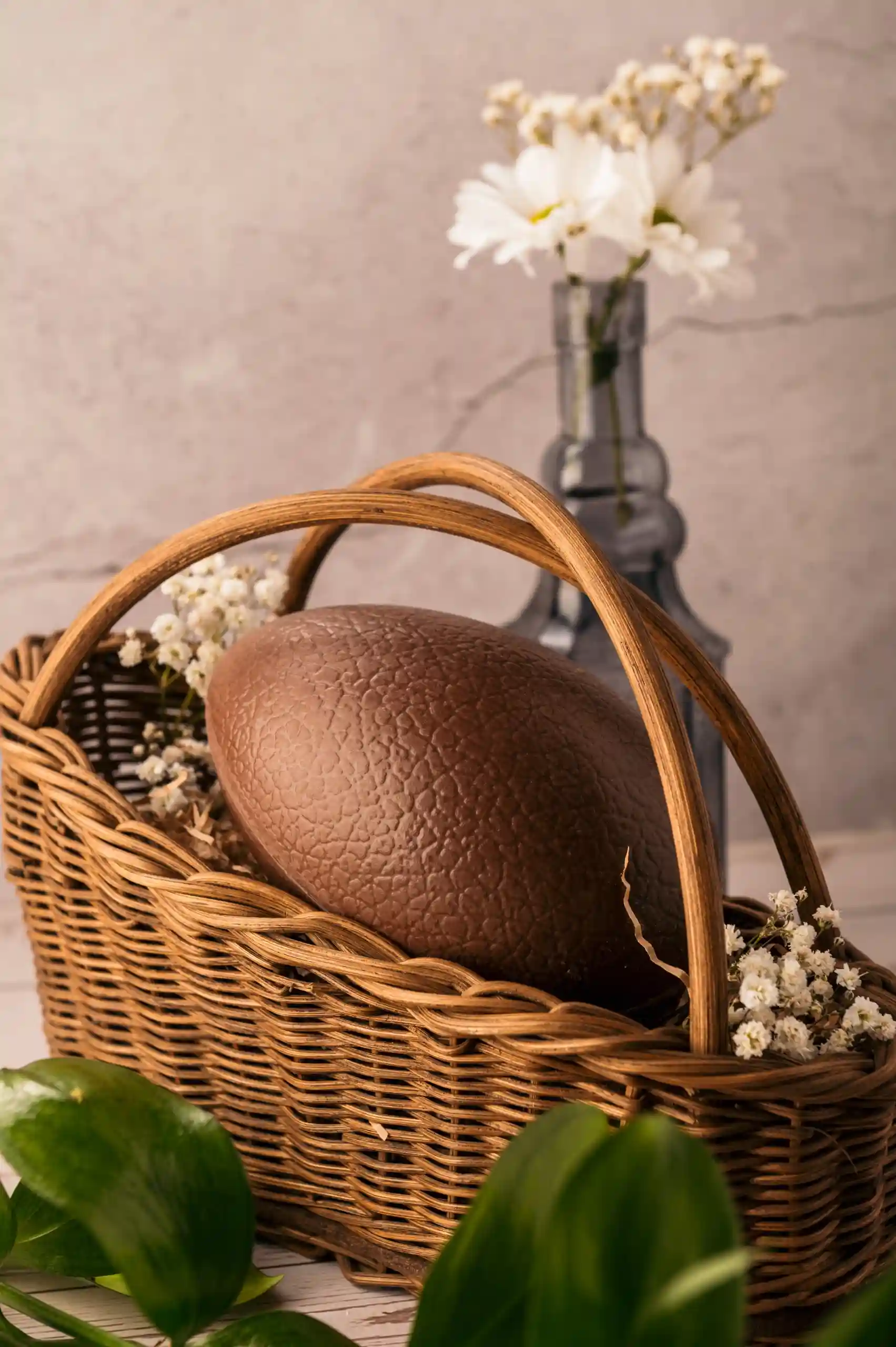 huevo de pascua de chocolate